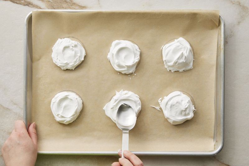 How To Make Mini Pavlovas Without Stress