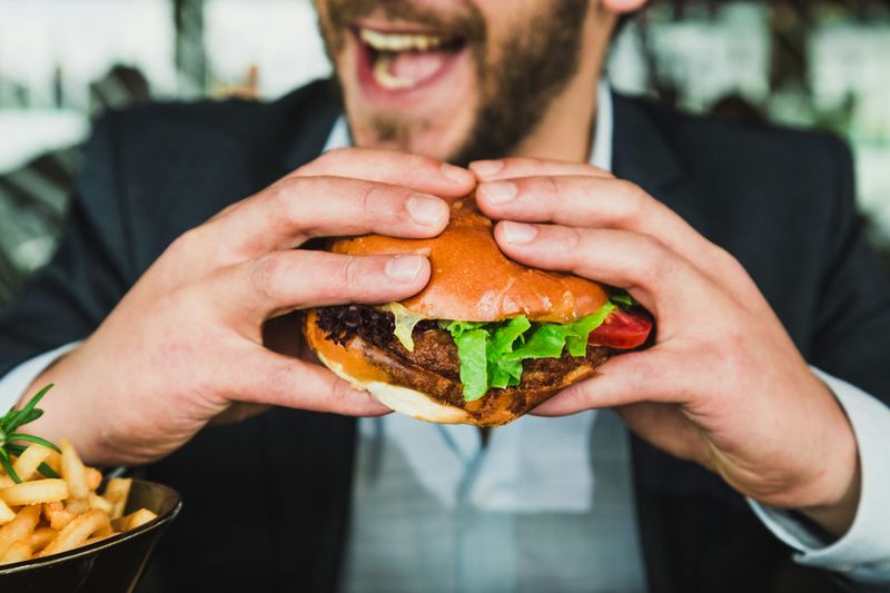 Bored Taste Buds Can Nudge Snacking - Or Undereating