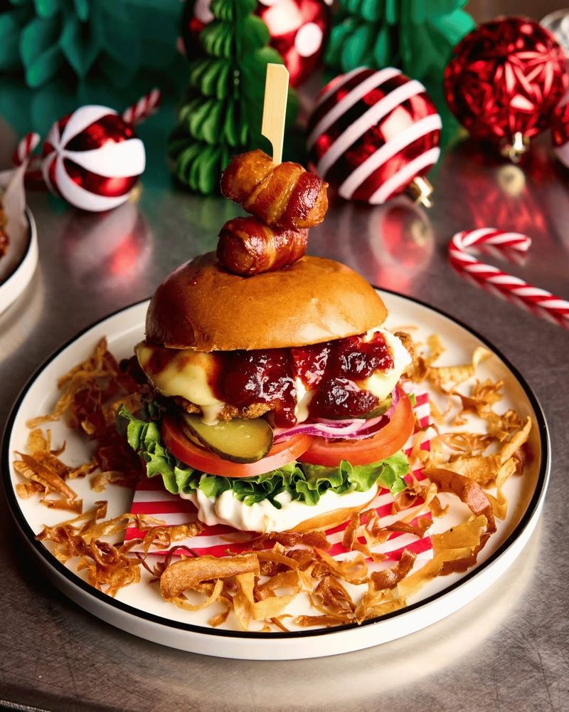 Camem-bird Burger
