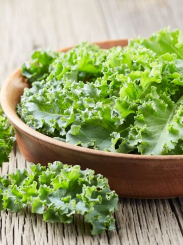 10 Essential Vegetarian Superfoods For Strong Bones And A Calcium-Rich Diet