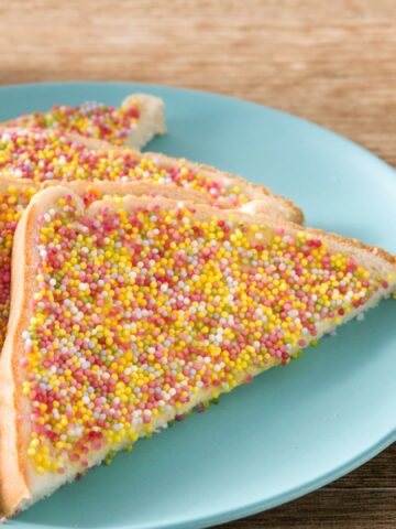 5 Australian Foods That Confuse Brits And 6 They’d Bring Home