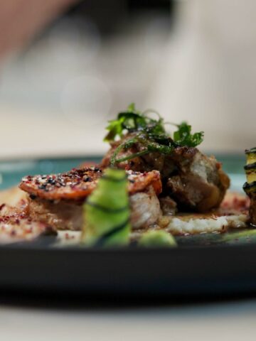 5 Dishes You Should Skip At Most Restaurants And 7 That Are Worth Ordering