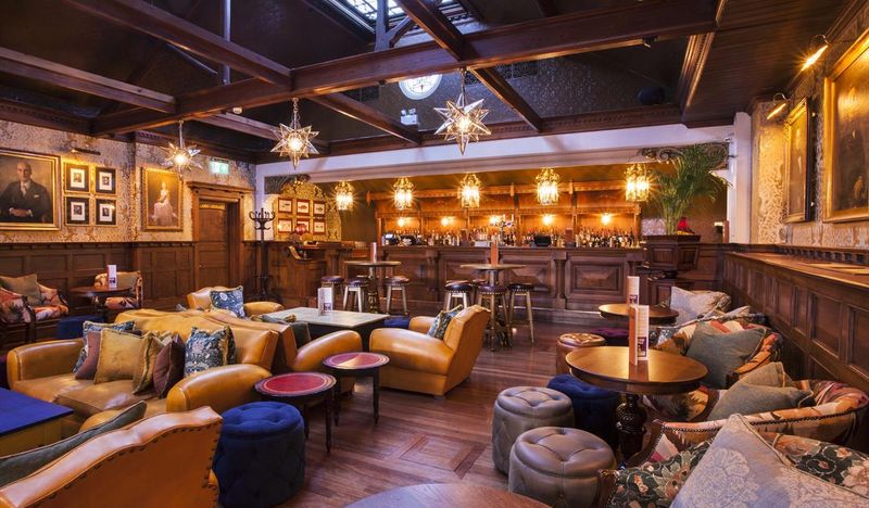 Cosy Club