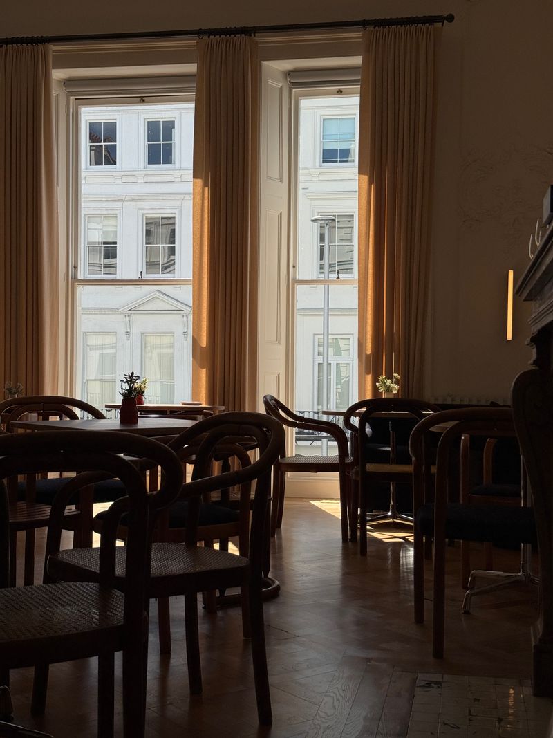 Why The Lavery Appeals To Local Diners