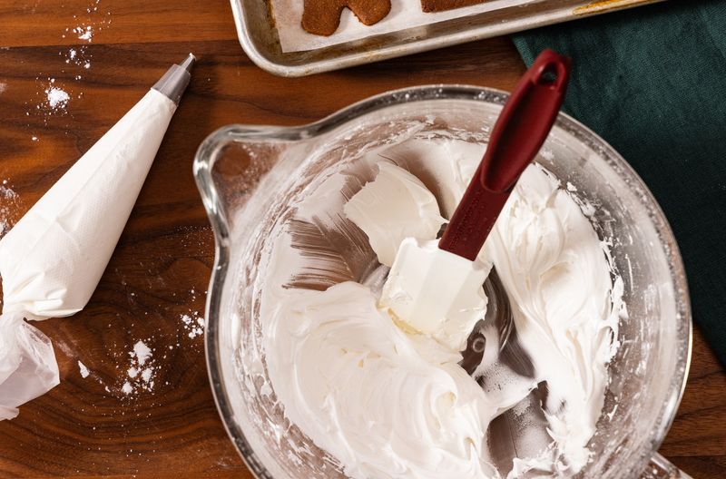 Make A Thick Royal Icing For Assembly