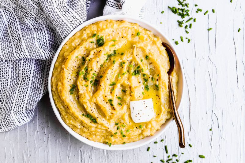 Cheesy Cauliflower Mash