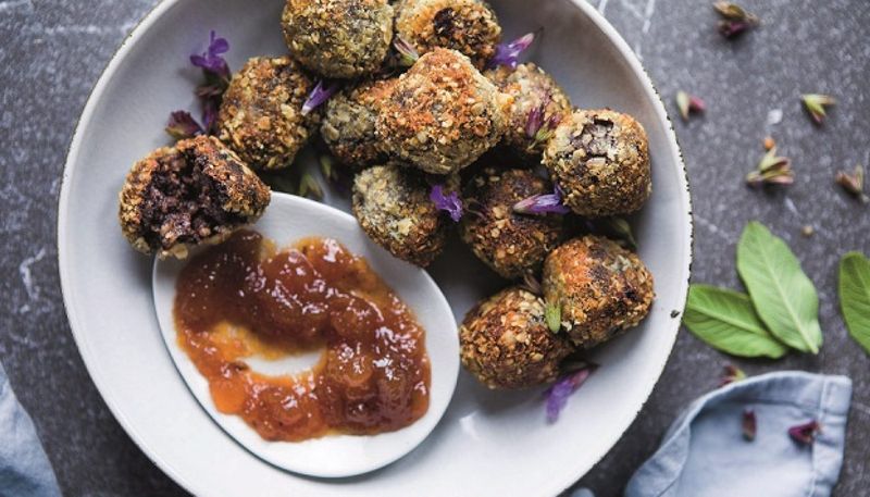Black Pudding And Pork Fritters