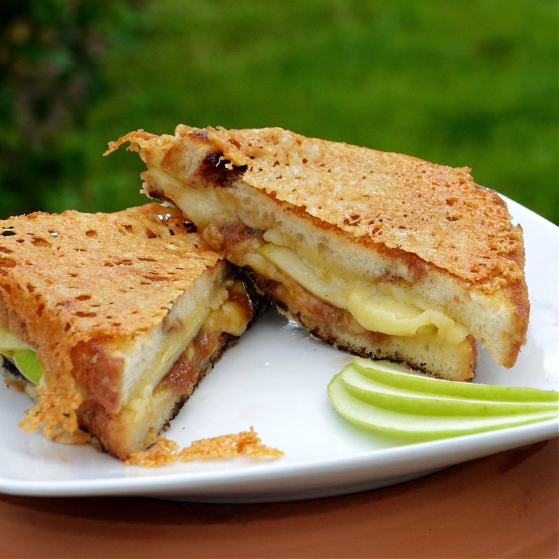 Stuffing And Apple Grilled Cheese