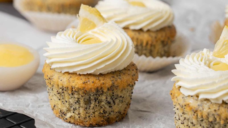 Lemon And Poppy Seed Cupcakes