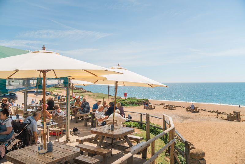 Hive Beach Café (Burton Bradstock, Dorset)
