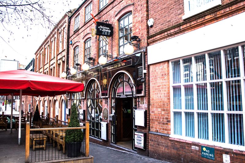The Actress & Bishop (Ludgate Hill, Jewellery Quarter, Birmingham)