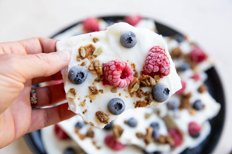 Frozen Yogurt Bark