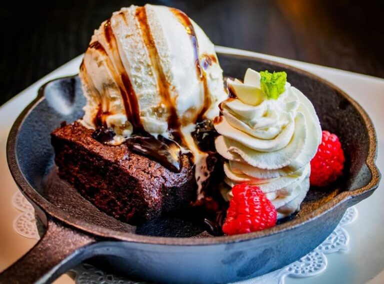 8 Molten Chocolate Desserts To Chase Away The Winter Chill