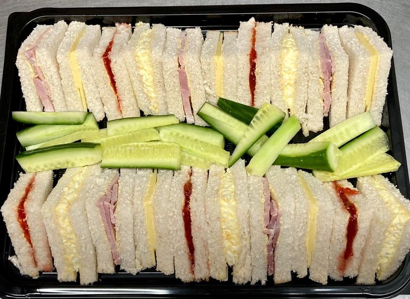 Sandwich Triangles (Jam Or Ham)