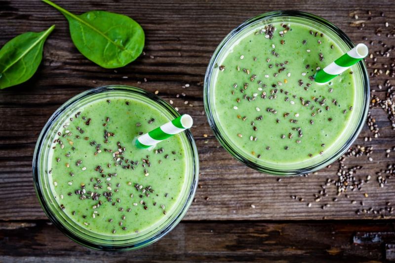 Spinach And Chia Seed Smoothie