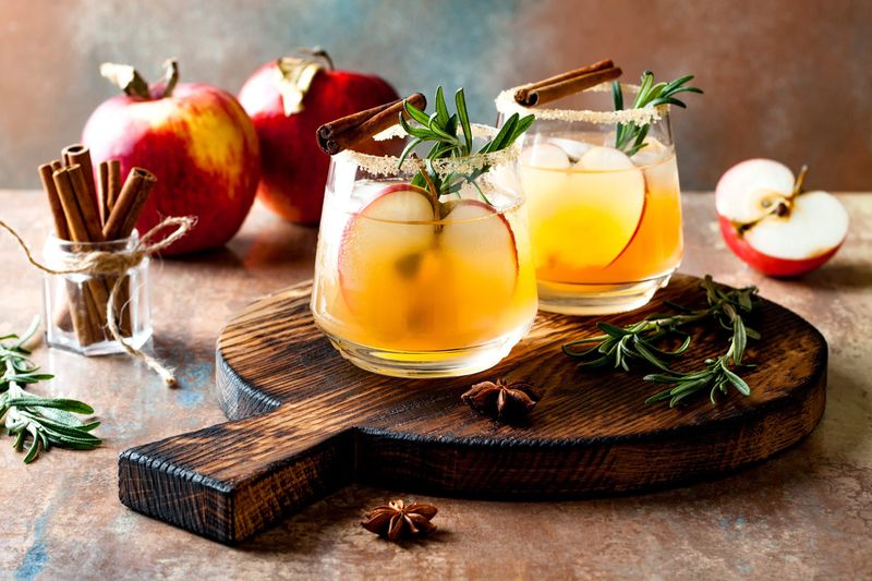 Spiced Apple Fizz