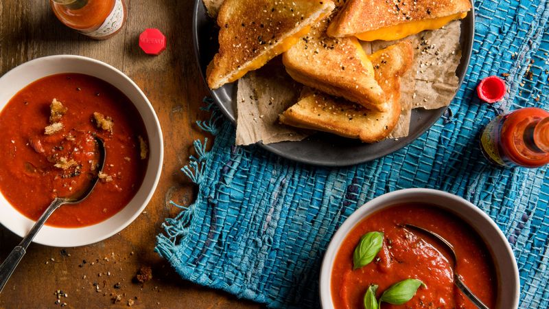Homemade Tomato Soup With Grilled Cheese