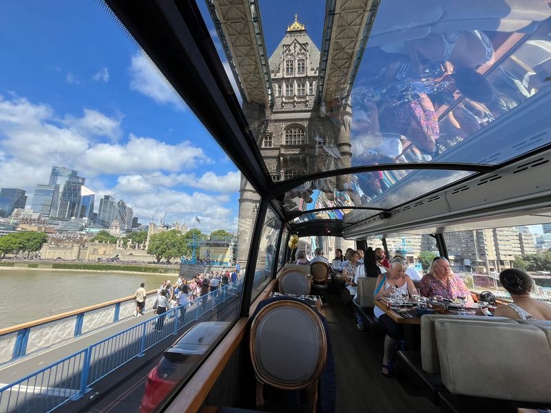 A Rolling Restaurant With Panoramic Views