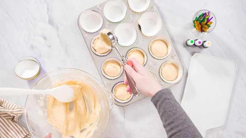 Use An Ice Cream Scoop For Even Portions