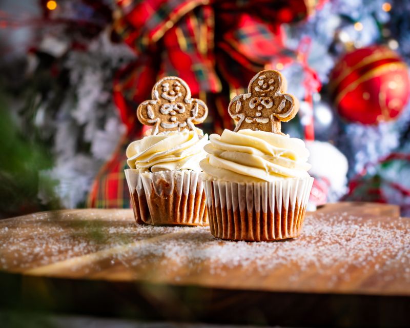 Gingerbread Men Cupcake Toppers Everyone Loves