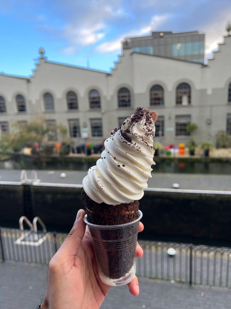 A Dessert Spot That’s As Instagrammable As It Is Delicious