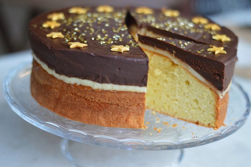 Tunis Cake