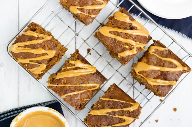 Sticky Date Traybake