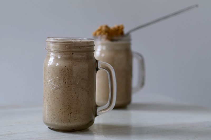 Peanut Butter Oat Smoothie