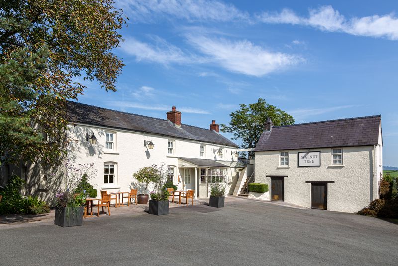 The Walnut Tree (Llanvetherine, Monmouthshire)