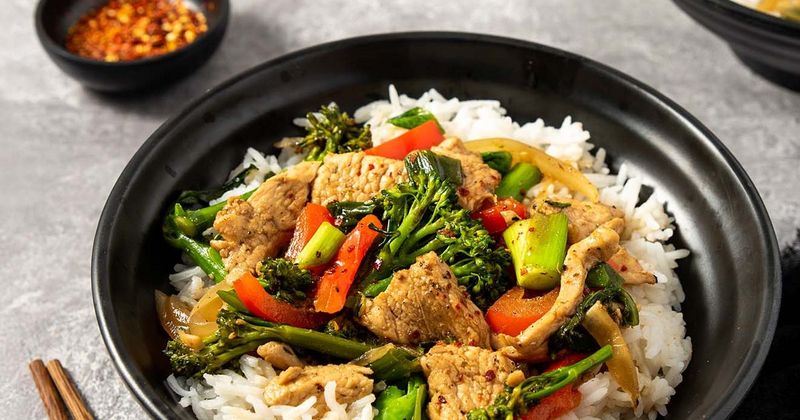 Chicken Stir Fry With Colourful Vegetables