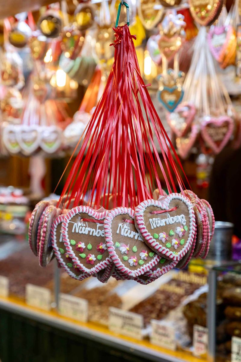 Royal Courts, Fairs, And The Rise Of Gingerbread Guilds