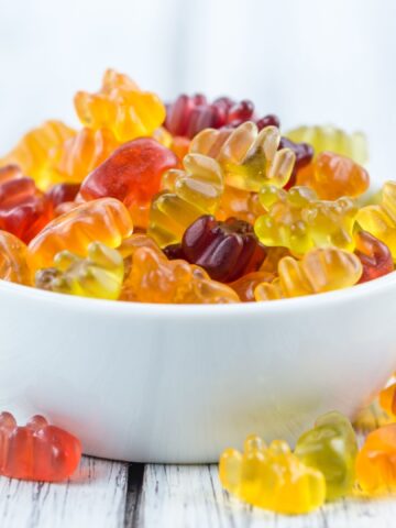 How To Make Gummy Bears At Home The Easy Way