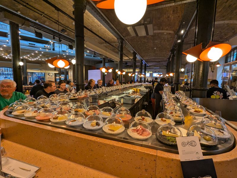 A Delightful Dining Ambiance