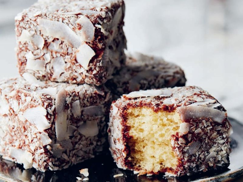 Lamington Cake