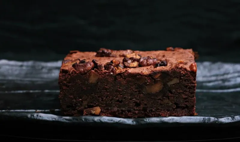Dark Chocolate And Walnut Brownies