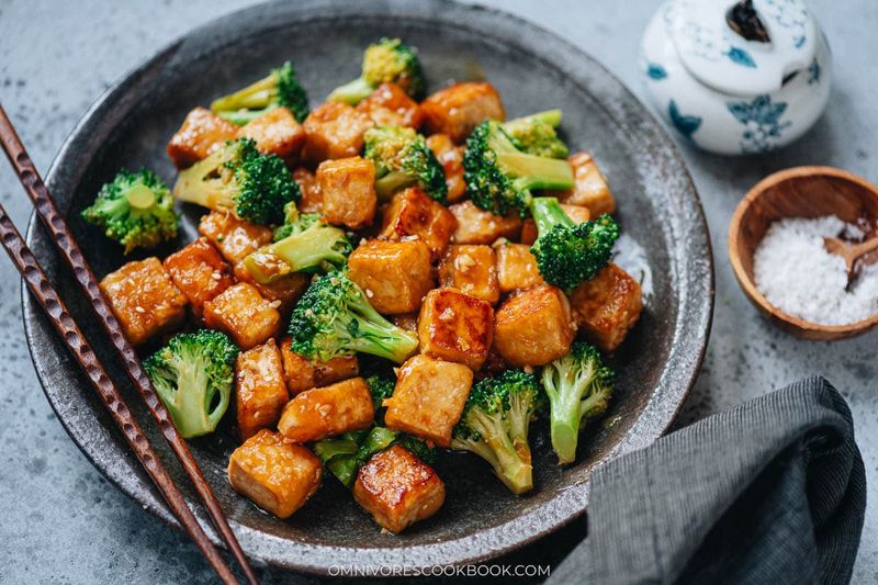 Tofu And Broccoli Stir-Fry