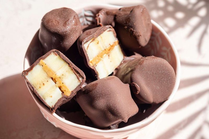 Pair With Dark Chocolate As An Easy Snack