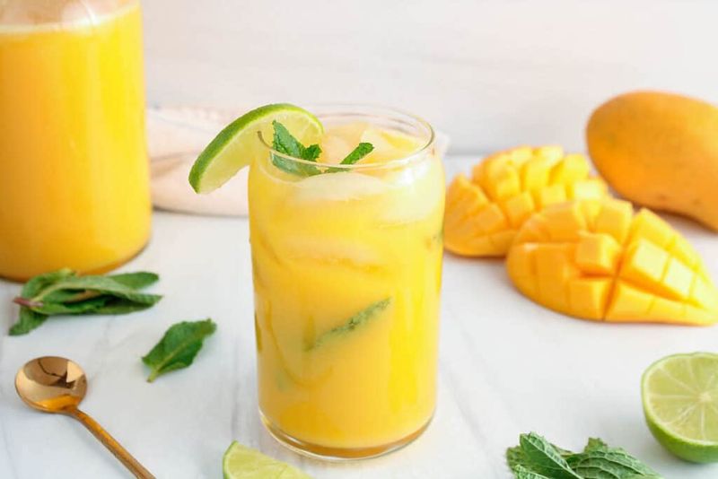 Mango And Mint Juice