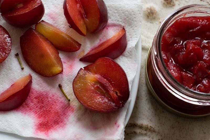 Plum And Vanilla Compote
