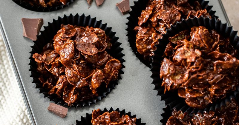 Chocolate Cornflake Cakes