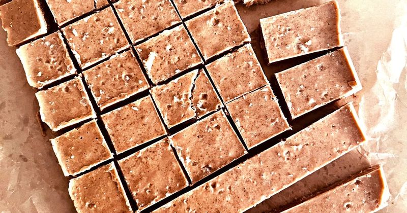 Cashew And Coconut Fudge Squares
