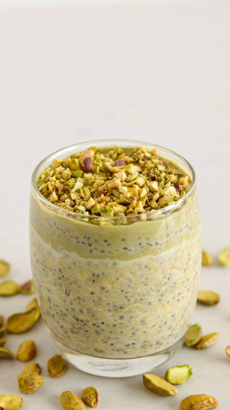 Why Pistachio Overnight Oats Are The Breakfast Upgrade You Need