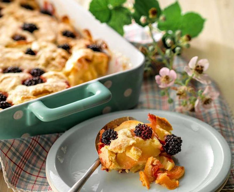 Apple And Blackberry Sponge
