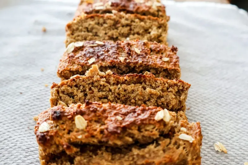 Banana Oat Cake