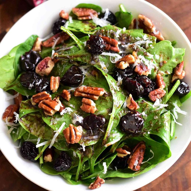 Spinach Salad With Nuts And Seeds