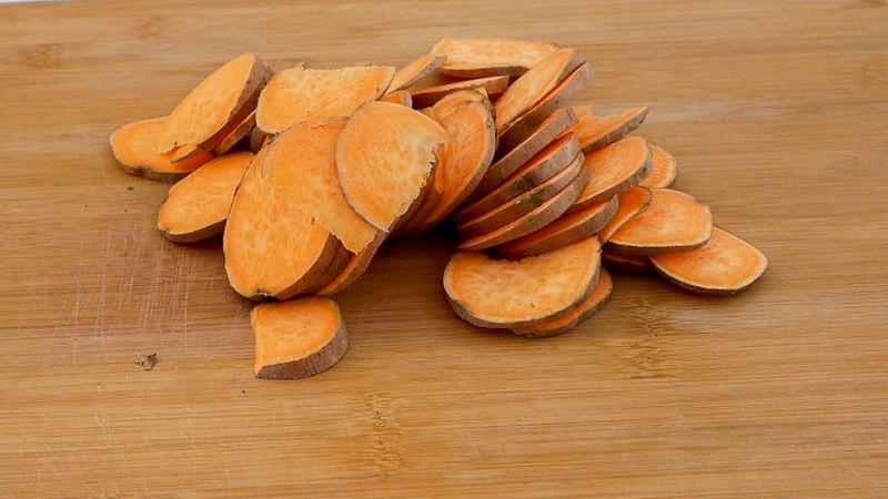 Use Sweet Potatoes Instead Of Regular Chips