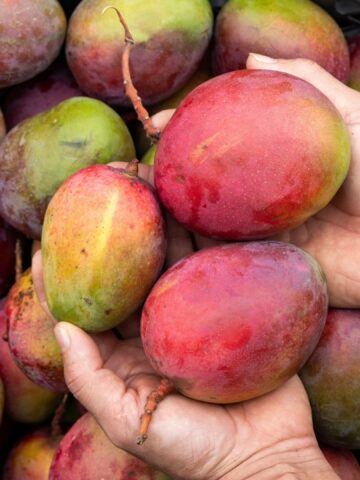 The Best Ways To Ripen A Mango Quickly And Naturally