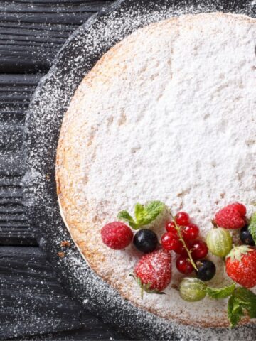 The Classic Desserts Everyone In England Remembers Growing Up With