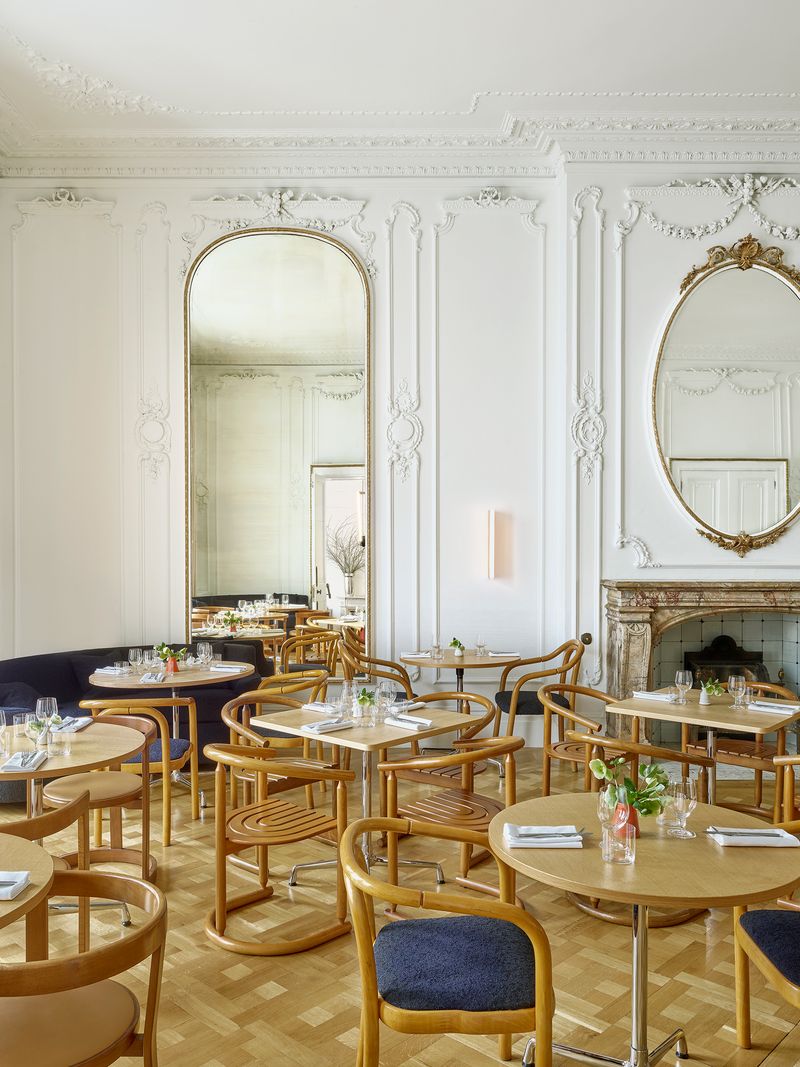 A Quiet Dining Room Tucked Away From The High Street