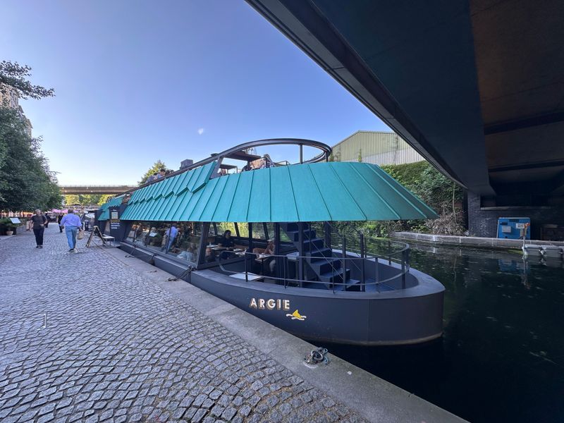 Canal Views, Cosy Booths And A Menu That Celebrates Simplicity